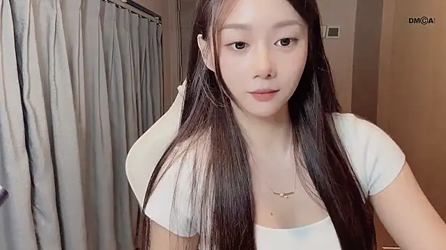 Makinghappymyself  online show from December 2025 12:32:01 PM