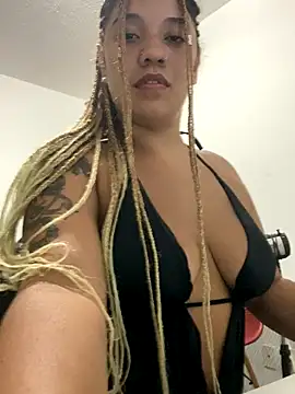 Snapshot of MorganaBelc chatting on January 2026 01:19:01 AM MorganaBelc online show from January 2026 01:19:01 AM