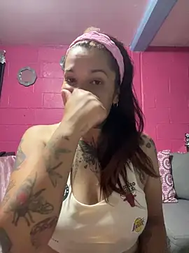 Snapshot of emperatrixsex chatting on May 2026 03:03:01 AM emperatrixsex online show from May 2026 03:03:01 AM