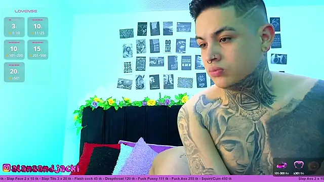 Snapshot of Sarahandzack chatting on September 2025 03:26:01 PM Sarahandzack online show from September 2025 03:26:01 PM