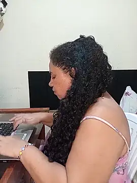 Ravena2290 online show from April 2026 01:44:01 AM