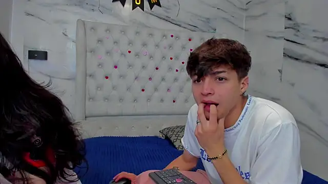 Snapshot of Ari_and_Storm chatting on May 2026 04:56:02 PM Ari and Storm online show from May 2026 04:56:02 PM