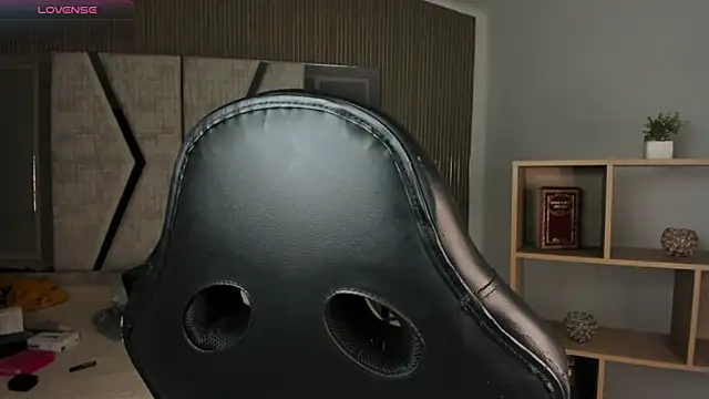 LiamDeep online show from February 2026 08:21:01 PM