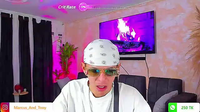 Snapshot of Marcus_and_Tony chatting on September 2025 04:36:01 AM Marcus and Tony online show from September 2025 04:36:01 AM