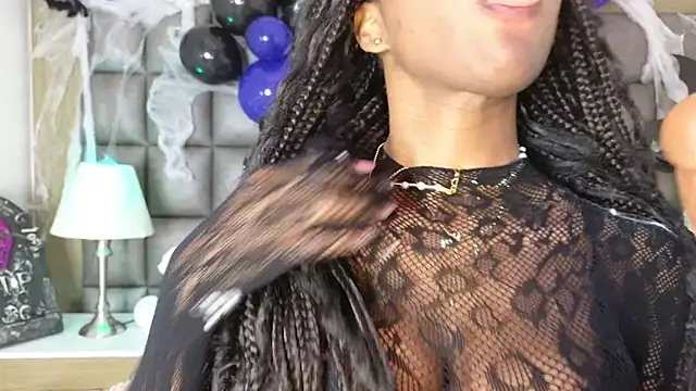 AmiraMorgan online show from November 2025 05:15:01 PM