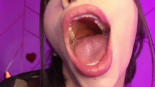 Snapshot of Hollyxx_ chatting on March 2026 03:23:02 AM Hollyxx online show from March 2026 03:23:02 AM