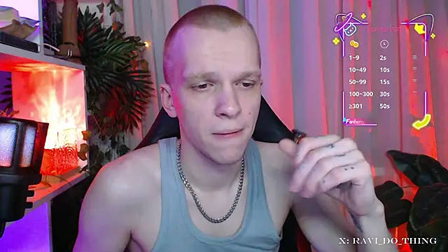 frozen boy online show from November 2025 06:07:01 PM