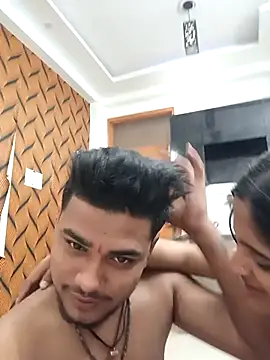 Snapshot of romantic_couple1 chatting on October 2025 03:42:02 AM romantic couple1 online show from October 2025 03:42:02 AM