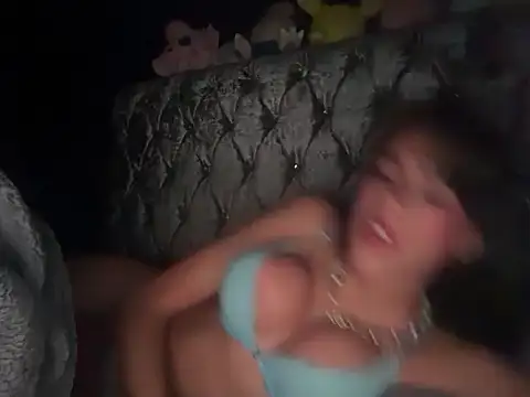 Renita2007x online show from November 2025 06:43:02 PM