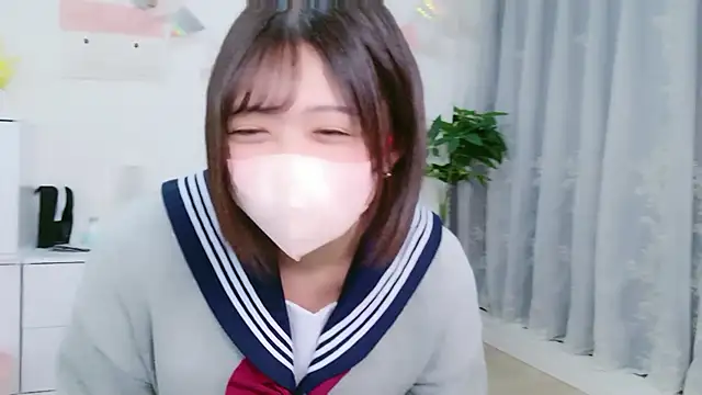 Snapshot of Hinata_Sun chatting on October 2025 09:27:01 AM Hinata Sun online show from October 2025 09:27:01 AM