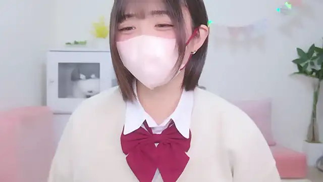 Snapshot of Hinata_Sun chatting on October 2025 11:31:02 AM Hinata Sun online show from October 2025 11:31:02 AM