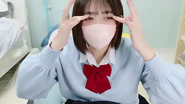 Snapshot of Hinata_Sun chatting on November 2025 11:31:02 AM Hinata Sun online show from November 2025 11:31:02 AM