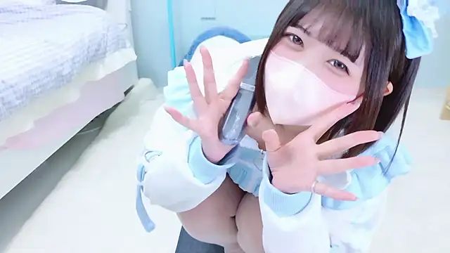 Snapshot of Hinata_Sun chatting on November 2025 03:51:01 PM Hinata Sun online show from November 2025 03:51:01 PM