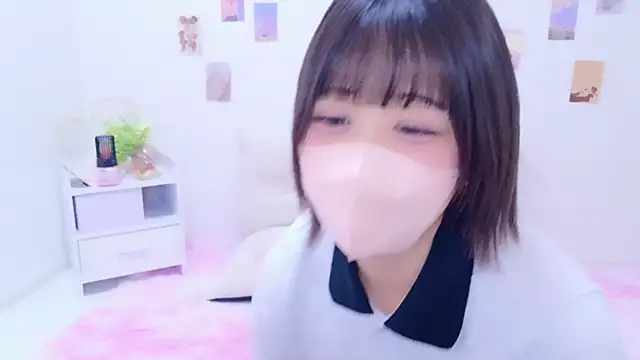 Snapshot of Hinata_Sun chatting on December 2025 03:17:01 PM Hinata Sun online show from December 2025 03:17:01 PM