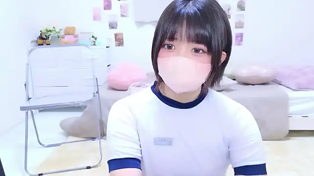 Hinata Sun online show from February 2026 01:54:02 PM