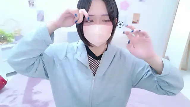 Hinata Sun online show from June 2026 12:22:01 PM