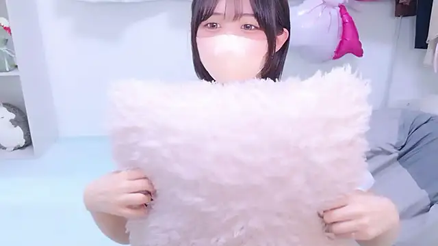 Hinata Sun online show from July 2026 12:07:02 PM