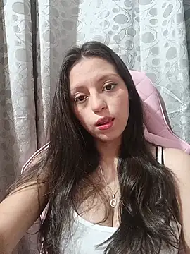 Snapshot of Lahila_ chatting on July 2026 02:12:01 PM Lahila online show from July 2026 02:12:01 PM