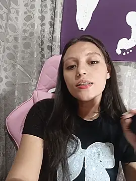 Snapshot of Lahila_ chatting on July 2026 01:47:02 PM Lahila online show from July 2026 01:47:02 PM