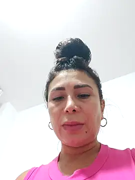 Snapshot of mia_mancinii chatting on October 2025 04:49:01 AM mia mancinii online show from October 2025 04:49:01 AM