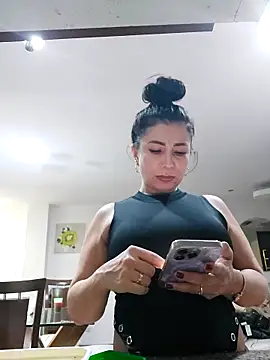 Snapshot of mia_mancinii chatting on December 2025 01:01:02 AM mia mancinii online show from December 2025 01:01:02 AM