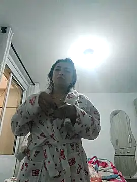 Snapshot of mia_mancinii chatting on February 2026 05:08:01 PM mia mancinii online show from February 2026 05:08:01 PM