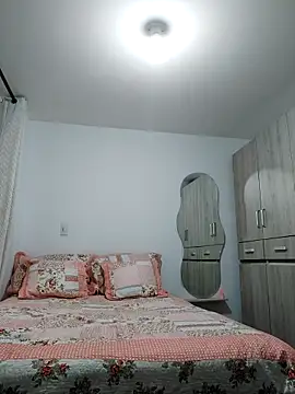 Snapshot of mia_mancinii chatting on February 2026 05:09:02 PM mia mancinii online show from February 2026 05:09:02 PM