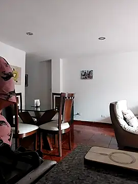 Snapshot of mia_mancinii chatting on February 2026 03:42:02 PM mia mancinii online show from February 2026 03:42:02 PM