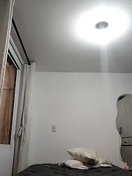 Snapshot of mia_mancinii chatting on March 2026 04:54:01 PM mia mancinii online show from March 2026 04:54:01 PM