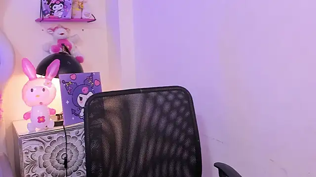 Missy Aprill online show from September 2025 12:59:02 PM