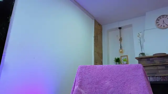 Snapshot of Celeste1s chatting on February 2026 07:20:01 PM Celeste1s online show from February 2026 07:20:01 PM