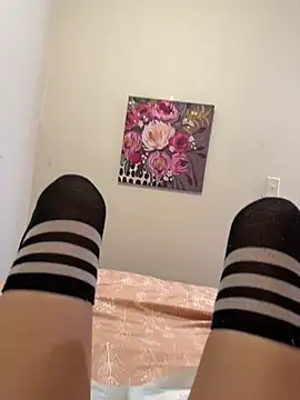 littiekitty online show from November 2025 04:07:02 PM