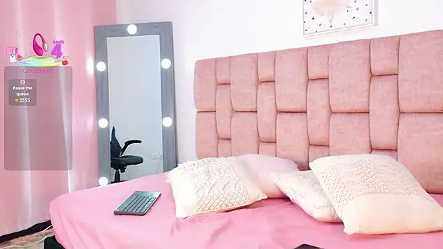 Kitty Rose   online show from December 2025 07:09:01 PM