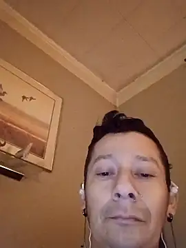 tonder69 online show from January 2026 01:59:02 PM