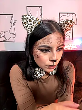 Clawd hot online show from October 2025 08:17:02 PM