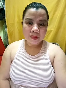 hotlyn45 online show from October 2025 01:44:02 PM