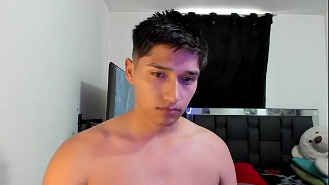 Snapshot of mateo-Esposito chatting on April 2026 09:09:02 PM mateo-Esposito online show from April 2026 09:09:02 PM