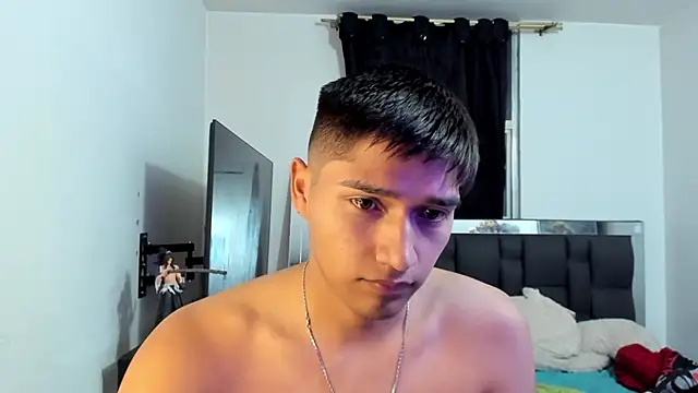 Snapshot of mateo-Esposito chatting on April 2026 03:48:02 AM mateo-Esposito online show from April 2026 03:48:02 AM