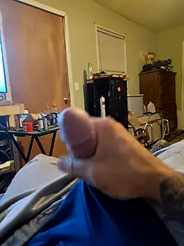 Wolfyking95 online show from September 2025 02:01:02 AM