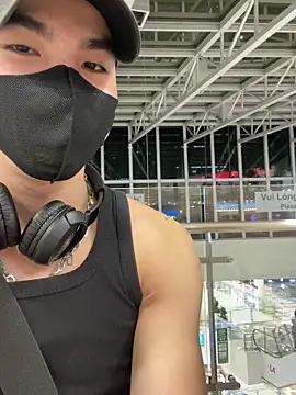 anhkiet huang online show from October 2025 01:34:01 PM