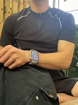 anhkiet huang online show from March 2026 04:35:01 AM