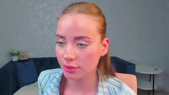 Ameli Povilain online show from October 2025 11:33:01 AM