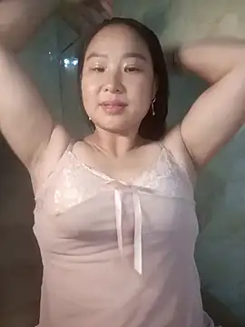 suki-lady online show from October 2025 01:12:02 PM