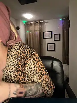 -RAHELA- online show from December 2025 03:49:02 PM