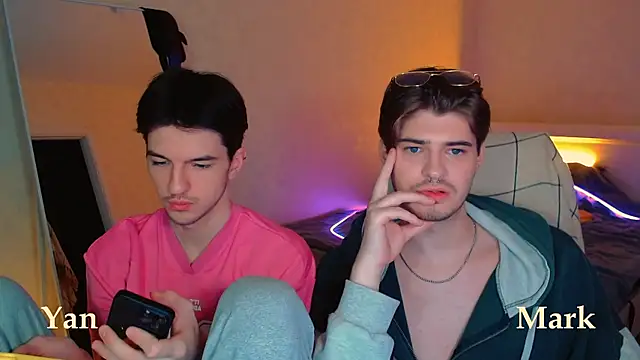 itsyanbb online show from September 2025 03:24:02 PM