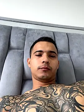 AndrewGmz online show from September 2025 02:40:02 PM