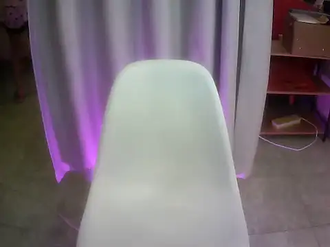 Linngao online show from October 2025 03:22:01 PM