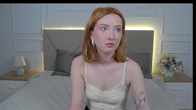 Snapshot of MarianeSun chatting on July 2026 04:08:02 AM MarianeSun online show from July 2026 04:08:02 AM