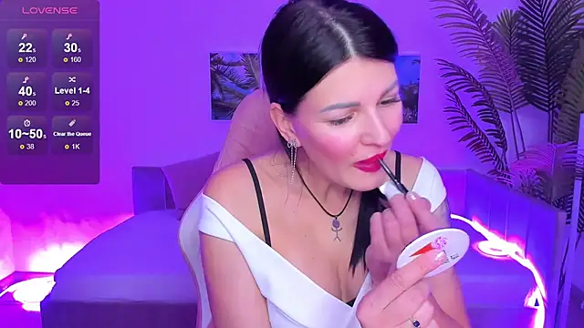 O1d Lady online show from October 2025 08:33:01 AM