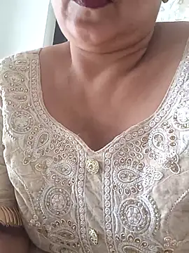 Snapshot of angel_ridhi chatting on December 2025 07:05:01 AM angel ridhi online show from December 2025 07:05:01 AM